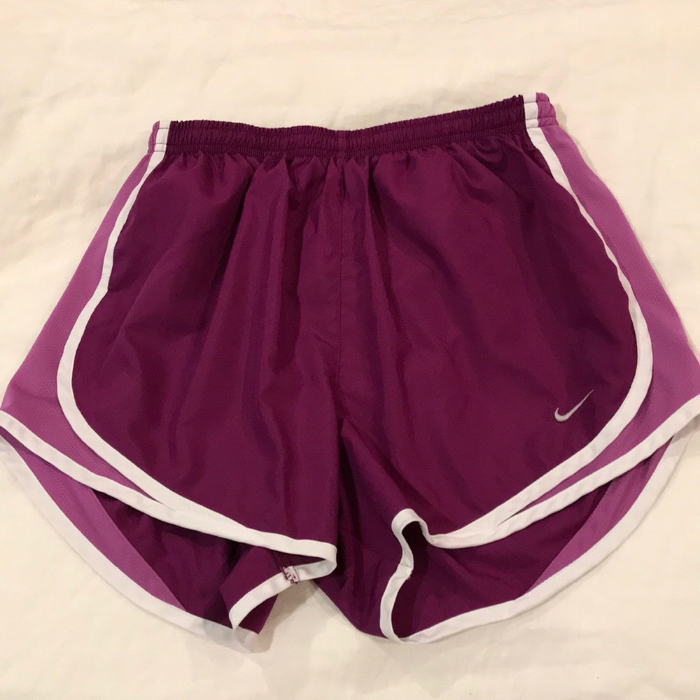 Women’s Nike tempo shorts